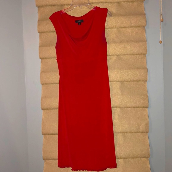 Red BCBG dress - Picture 5 of 7